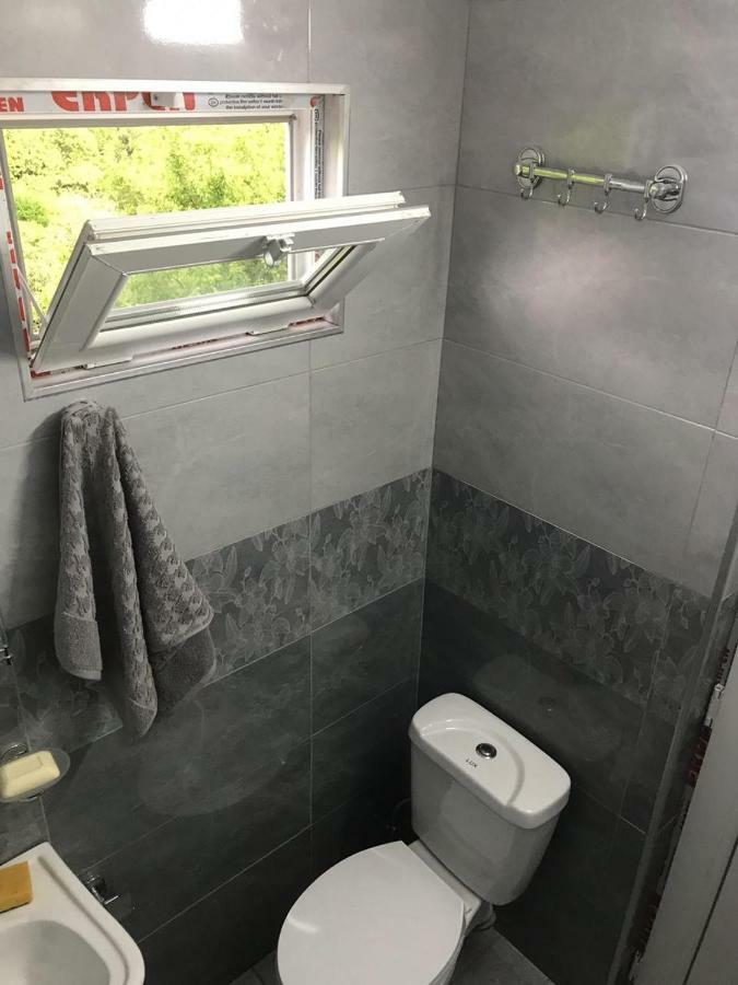 Ana House Villa Makhinjauri Eksteriør bilde