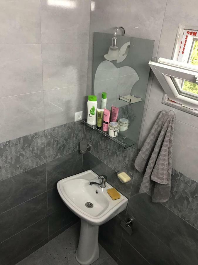 Ana House Villa Makhinjauri Eksteriør bilde