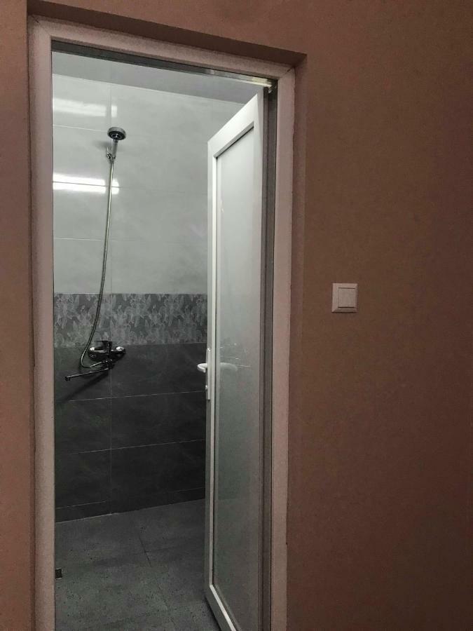 Ana House Villa Makhinjauri Eksteriør bilde